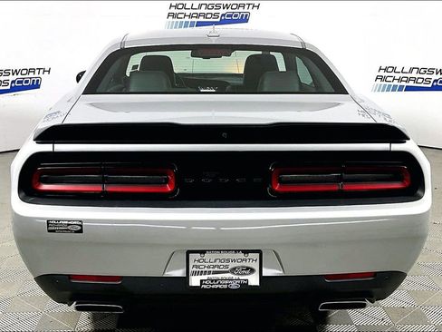 Used 2023 Dodge Challenger R/T w/ Plus Package image 4