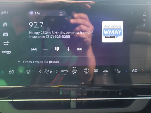 Used 2024 Lincoln Nautilus Reserve w/ Equipment Group 202A AWD/4WD image 18