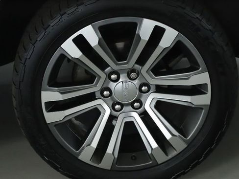 Used 2017 GMC Yukon Denali w/ Open Road Package image 47