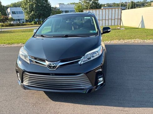 Used 2018 Toyota Sienna Limited Premium AWD/4WD image 20
