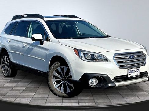Used 2017 Subaru Outback 2.5i Limited AWD/4WD image 3