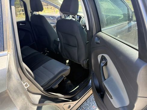 Used 2013 Ford Escape SE FWD image 16