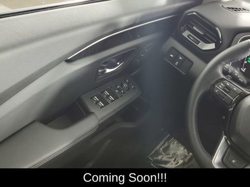 Used 2025 Honda Pilot Elite image 32