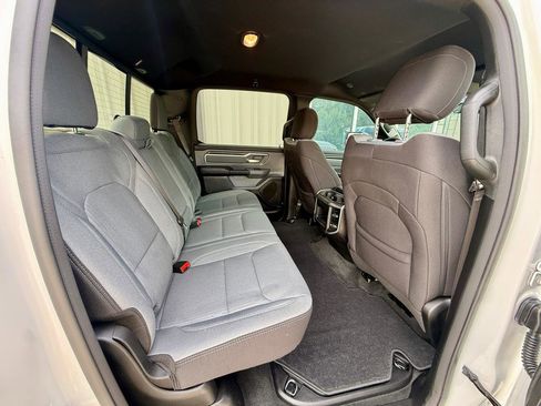 Used 2023 RAM 1500 Big Horn AWD/4WD image 12