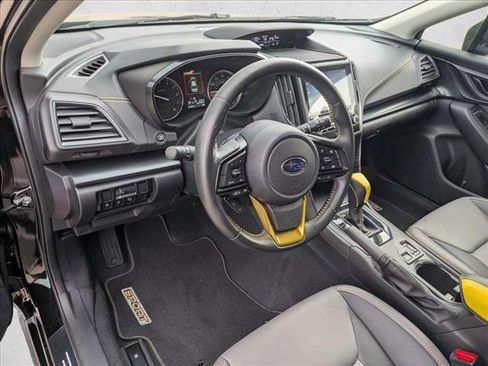 Used 2023 Subaru Crosstrek 2.5i Sport AWD/4WD image 9