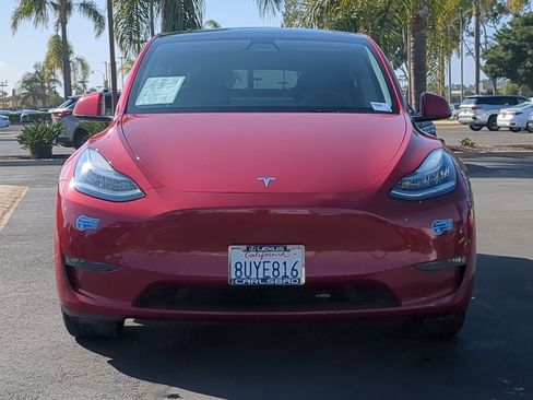 Used 2021 Tesla Model Y Long Range image 2