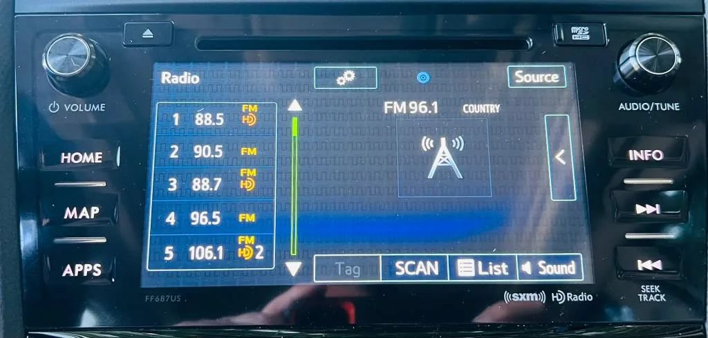 Used 2016 Subaru Forester 2.5i Touring w/ Eyesight & Navigation System AWD/4WD image 15