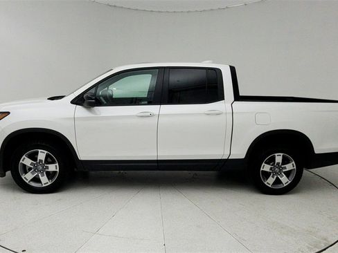 Used 2024 Honda Ridgeline TrailSport image 2