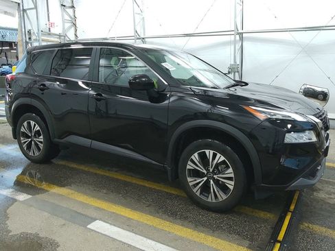 Used 2023 Nissan Rogue SV AWD/4WD image 5