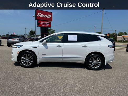 Used 2022 Buick Enclave Avenir w/ Avenir Technology Package AWD/4WD image 2