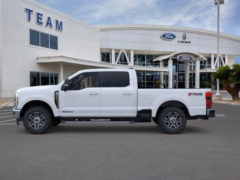 New 2026 Ford F250 Lariat w/ FX4 Off-Road Package AWD/4WD image 3