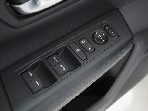 Used 2023 Honda CR-V EX image 19