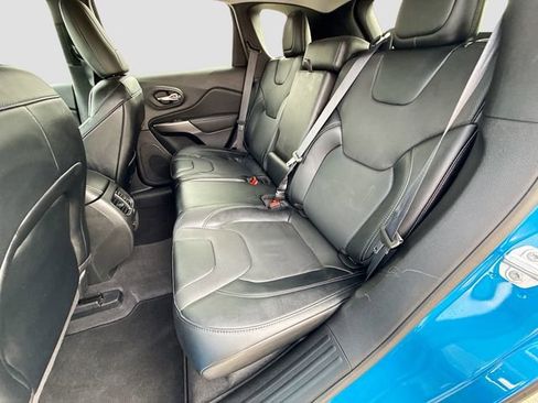 Used 2022 Jeep Cherokee Latitude Lux FWD image 21