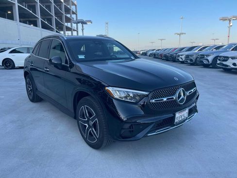 Certified 2025 Mercedes-Benz GLC 300 4MATIC image 28