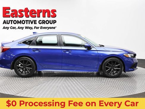 Used 2023 Honda Civic LX image 4