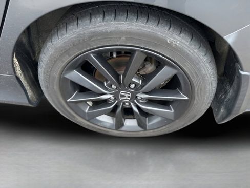 Used 2020 Honda Civic EX-L image 9