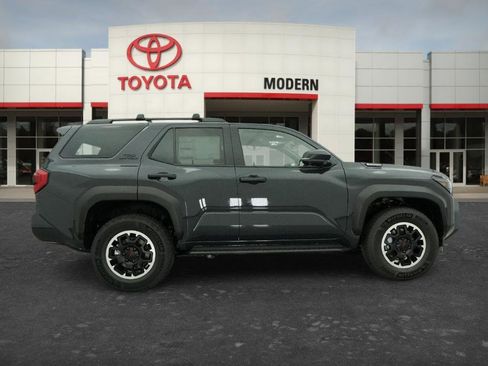 New 2026 Toyota 4Runner TRD Off-Road Premium AWD/4WD image 10