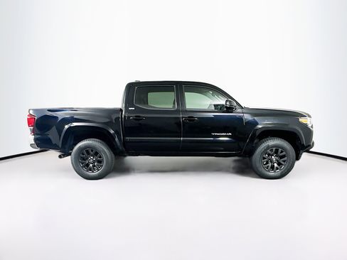 Used 2021 Toyota Tacoma SR5 RWD image 10