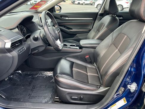 Used 2023 Nissan Altima 2.5 SR image 14