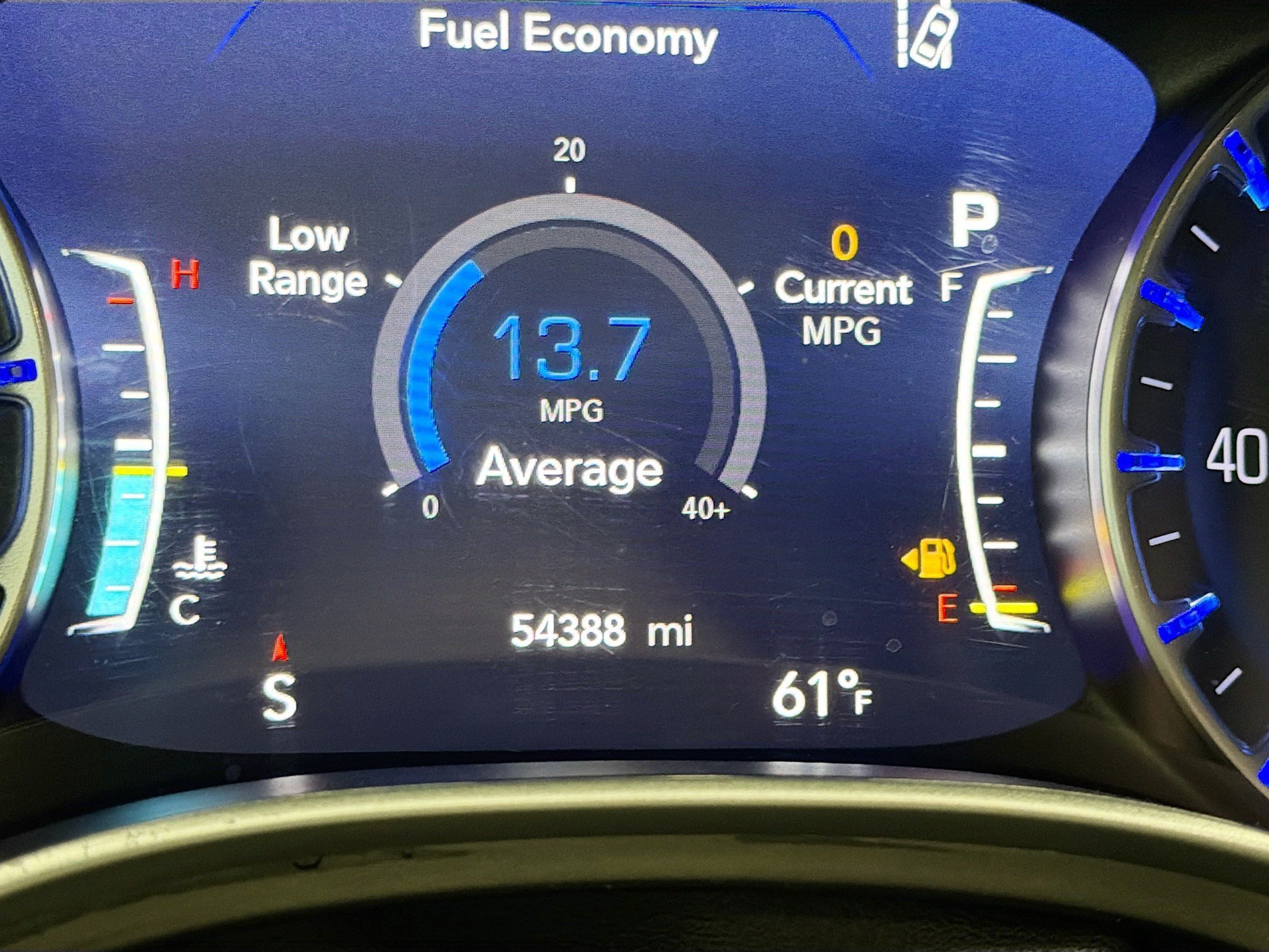 Used 2024 Chrysler Pacifica Touring-L FWD image 8