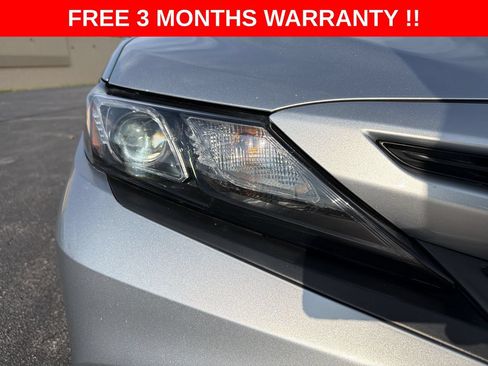 Used 2023 Toyota Camry SE w/ Cold Weather Package FWD image 36