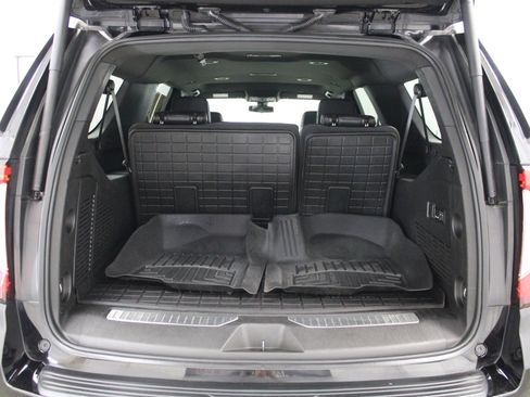 Used 2022 GMC Yukon XL Denali AWD/4WD image 26