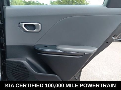 Certified 2025 Kia K4 FWD image 25