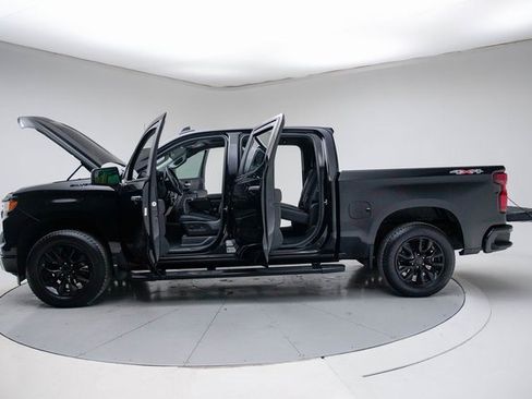 Used 2023 Chevrolet Silverado 1500 Custom w/ LPO, Dark Essentials Package image 18