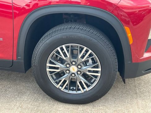 New 2026 Chevrolet Traverse LT w/ Driver Confidence Package FWD image 19