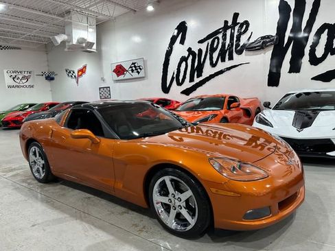 Used 2007 Chevrolet Corvette Coupe w/ Preferred Equipment Group RWD image 24