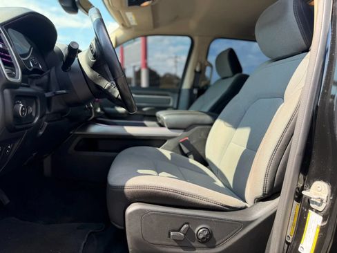 Used 2020 RAM 1500 Big Horn AWD/4WD image 9