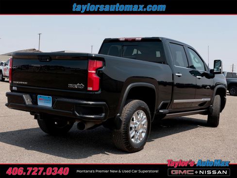 Used 2024 Chevrolet Silverado 3500 High Country w/ High Country Premium Package AWD/4WD image 5