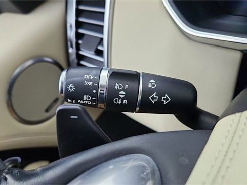 Used 2022 Land Rover Range Rover Westminster Edition image 40