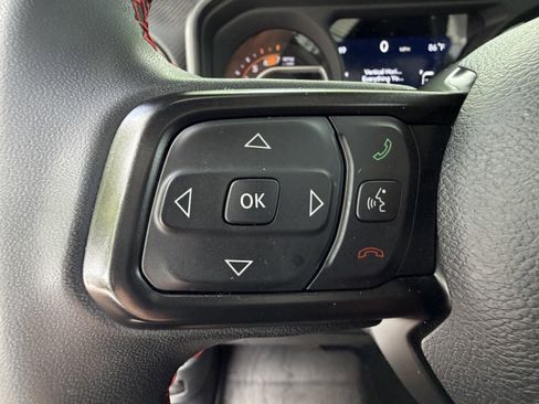 Used 2024 Jeep Wrangler Unlimited Rubicon AWD/4WD image 19