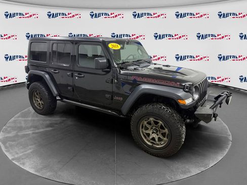 Used 2018 Jeep Wrangler Unlimited Rubicon image 2