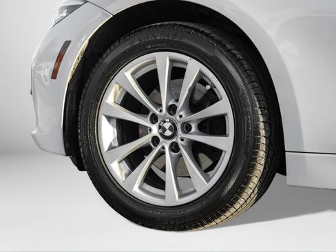 Used 2018 BMW 320i Sedan image 59