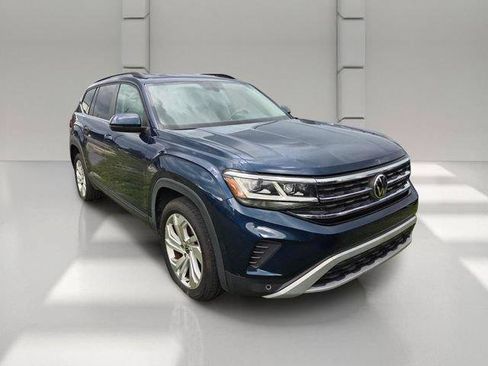 Used 2021 Volkswagen Atlas SE FWD image 2