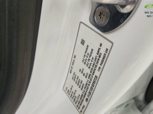 Used 2025 Tesla Model 3 Long Range AWD/4WD image 72