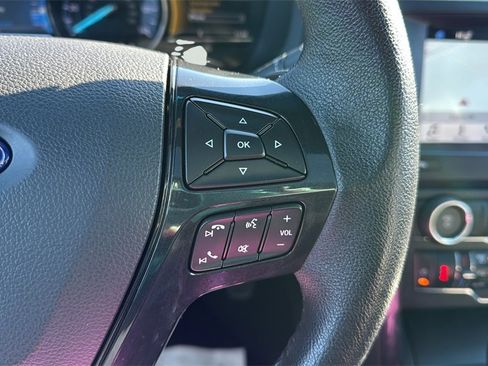 Used 2017 Ford Explorer XLT w/ Equipment Group 202A image 34