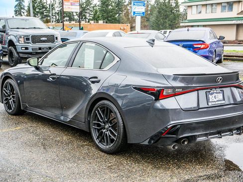 Used 2023 Lexus IS 500 image 19