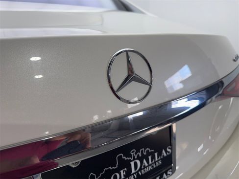 Used 2022 Mercedes-Benz S 580 4MATIC Sedan image 21