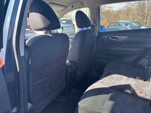 Used 2014 Nissan Rogue SV image 38