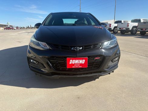 Used 2018 Chevrolet Cruze LT w/ Redline Edition image 9