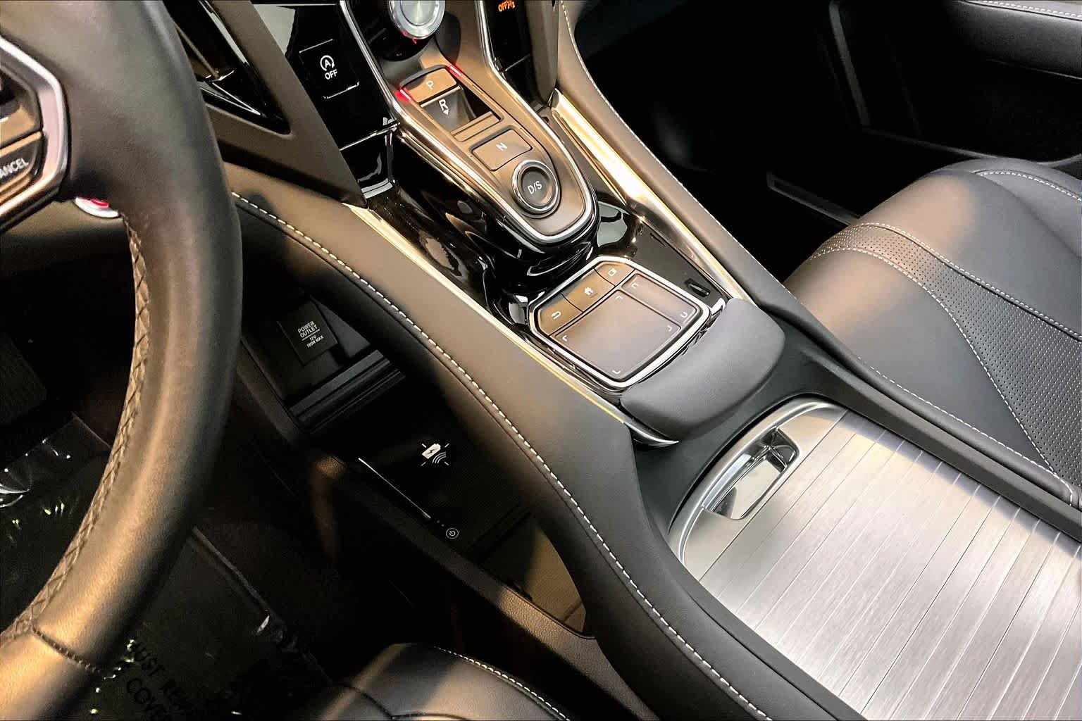 Used 2023 Acura RDX w/ Technology Package FWD image 17
