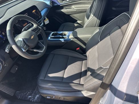 New 2026 Chevrolet Equinox EV LT w/ Convenience Package II image 13