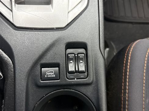 Used 2018 Subaru Crosstrek 2.0i Premium image 30