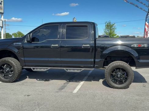 Used 2018 Ford F150 XLT AWD/4WD image 4