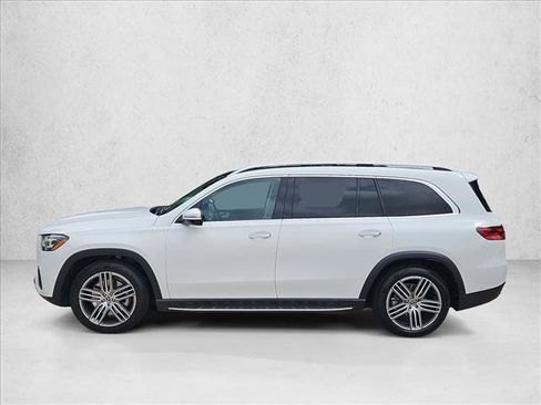 Used 2025 Mercedes-Benz GLS 450 4MATIC image 8