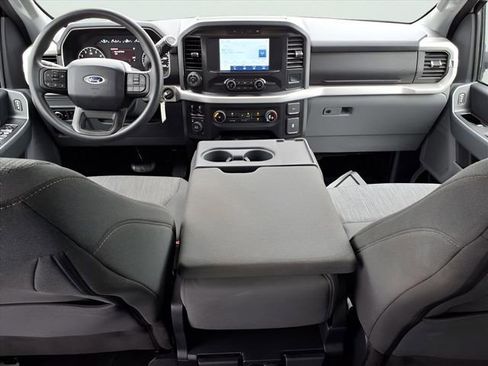 Used 2022 Ford F150 XLT w/ Trailer Tow Package image 13