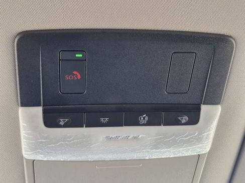 Certified 2026 Nissan Pathfinder SV FWD image 20
